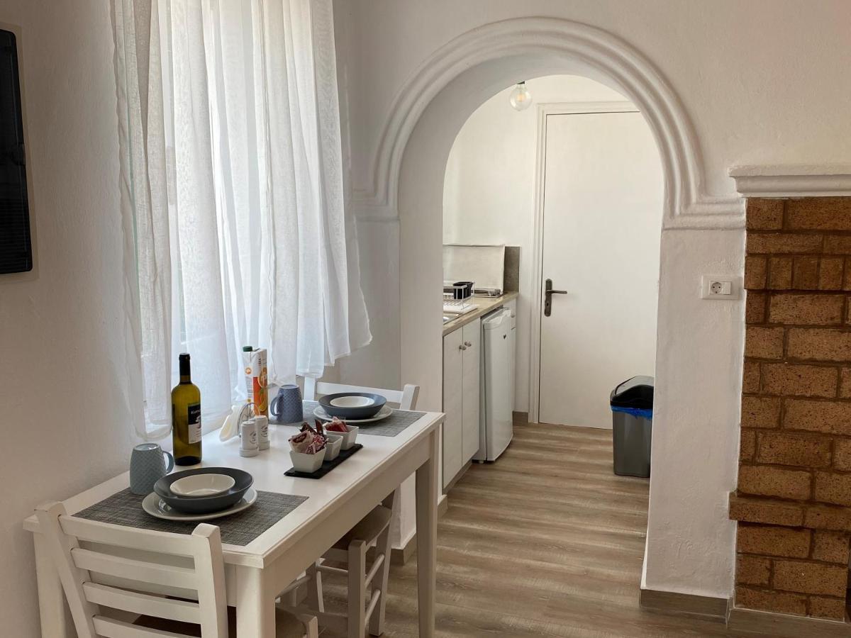 Thodoris Infinity View Apartments Simi Zewnętrze zdjęcie